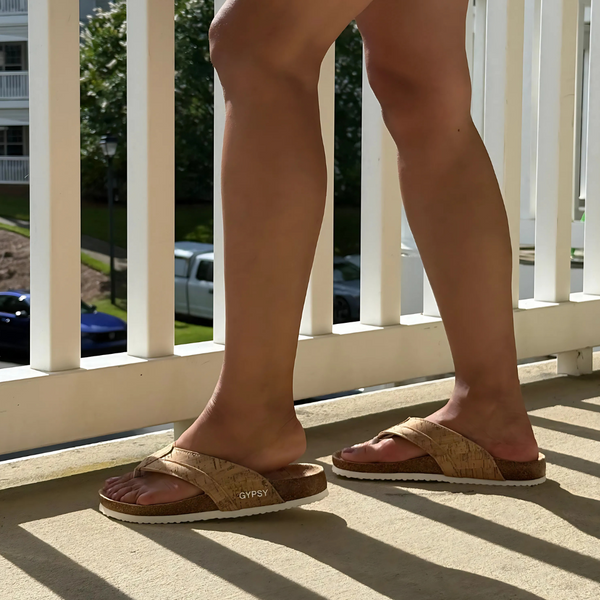 Cork - Lightweight and supportive flip-flops in cork—perfect for beach days or errands